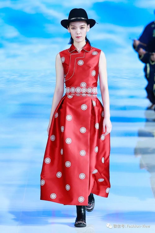 蒙古族服裝服飾驚艷中國(guó)國(guó)際時(shí)裝周